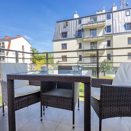 Ambria Promenada Apartament *